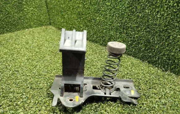 Renault Master III Engine bonnet/hood lock/latch loop/hook 656030007R