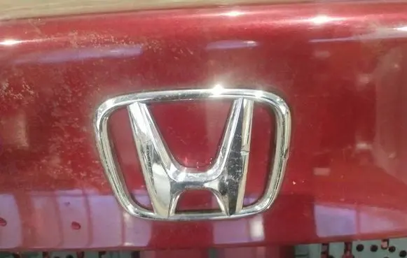 Honda Civic Manufacturer badge logo/emblem 