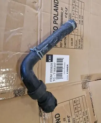 Audi A4 S4 B6 8E 8H Engine coolant pipe/hose 8E0121101