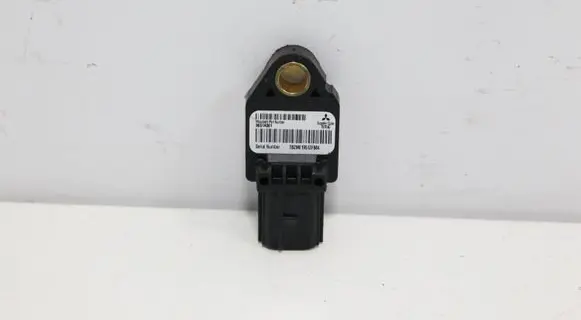 Citroen C-Crosser Airbag deployment crash/impact sensor 8651A001 39754C