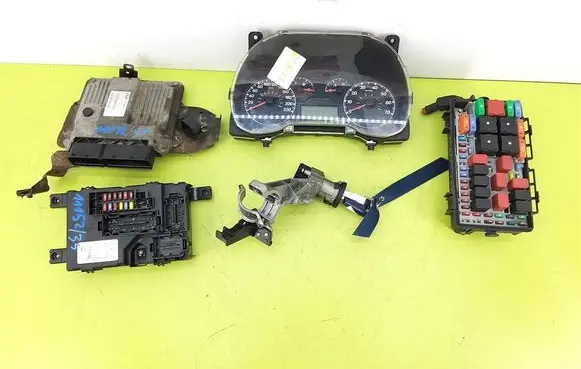Engine ECU kit and lock set