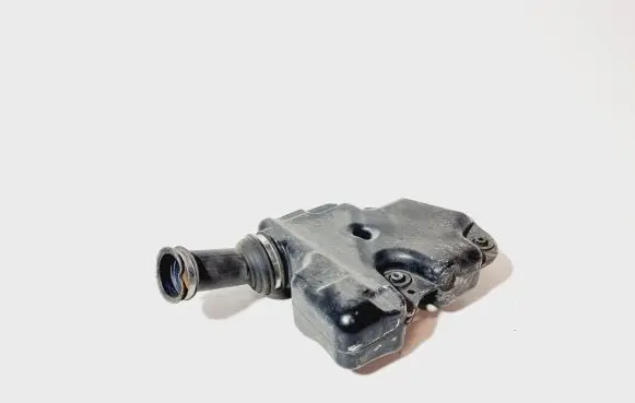 Intake resonator