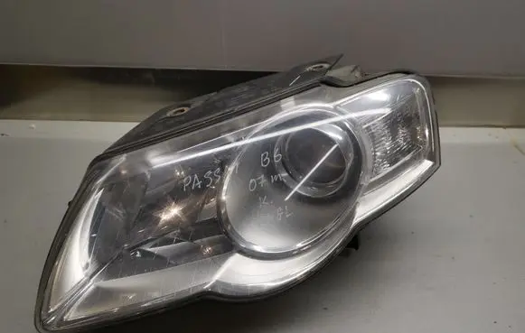 Volkswagen PASSAT B6 Headlight/headlamp 3C0941005R