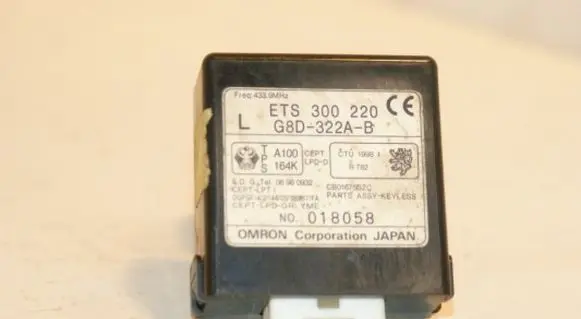 Mazda Premacy Door central lock control unit/module CB07675D0C ETS300220 G8D322AB
