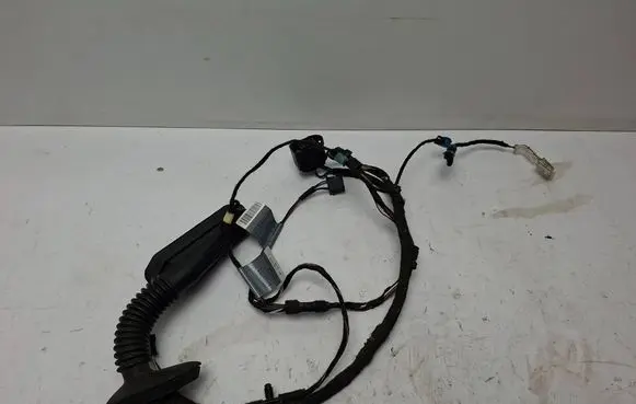 BMW 1 E81 E87 Front door wiring loom 6933277 11107811 EGE34X