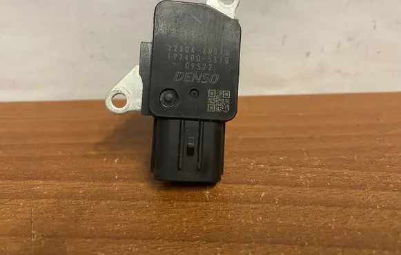 Toyota RAV 4 (XA40) Mass air flow meter 2220428010 1974005310