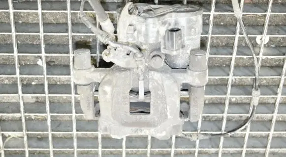 Land Rover Discovery Sport Rear brake caliper