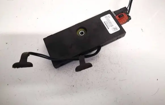 Antenna control unit