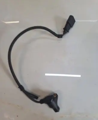 Volkswagen Touareg II Crankshaft speed sensor 03H906433