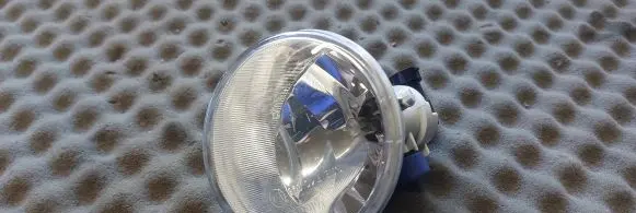 Toyota Yaris Front fog light 90008495