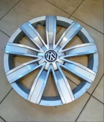 Volkswagen Tiguan R17 wheel hub/cap/trim 5NA601147A NE63129