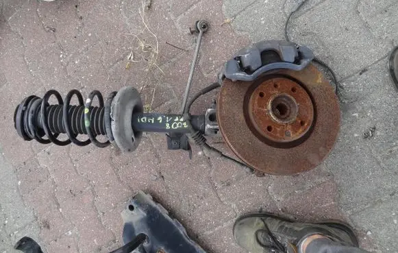 Peugeot 3008 I Front wheel hub spindle knuckle 9687373480