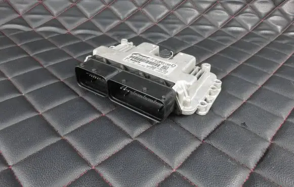 Fiat 500 Engine control unit/module 0261201759 51854165 1039S33185