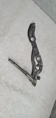 BMW 1 E82 E88 Tailgate/trunk/boot hinge 7166752