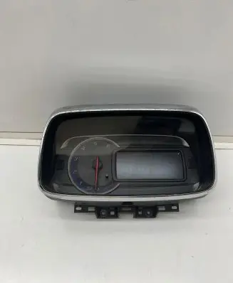 Chevrolet Trax Speedometer (instrument cluster) 95298131 AFCJ2L180294
