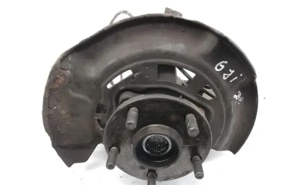 Toyota Verso-S Front wheel hub