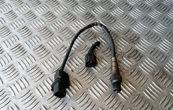 Volvo V50 Lambda probe sensor 30751138 0258017107