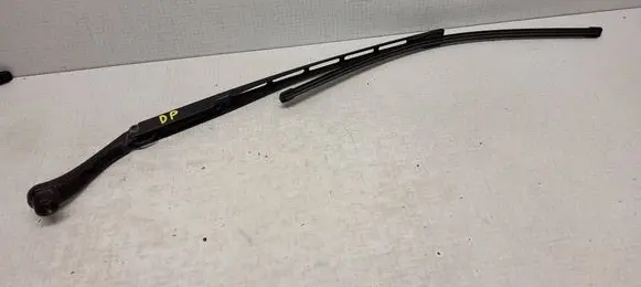 Citroen C5 Front wiper blade arm 9682797980