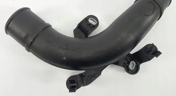 Dacia Sandero Intercooler hose/pipe 144604208R