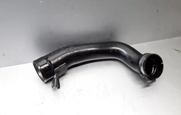 Volvo V50 Intercooler hose/pipe 30741235