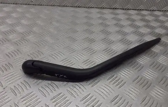 Nissan Note (E11) Rear wiper blade arm 