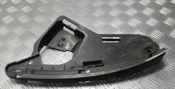 Volvo XC60 Headlight/headlamp mounting bracket 30763433