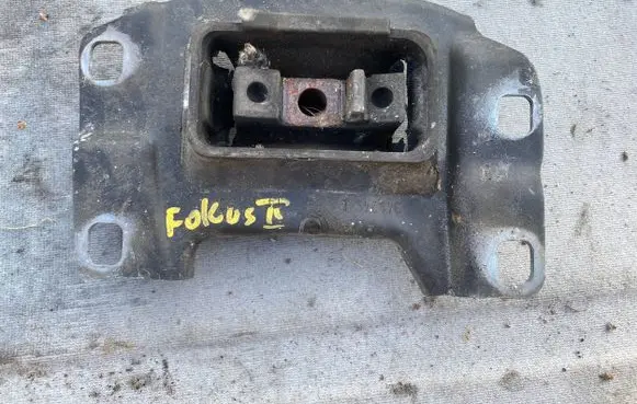 Ford Focus C-MAX Engine mount bracket 3M517M121 349249L