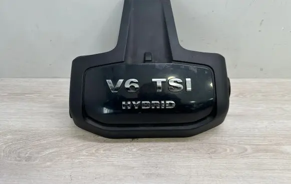 Volkswagen Touareg II Engine cover (trim) 7P6103927 7P6103927A
