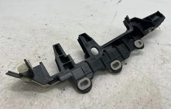 BMW 5 G30 G31 Other engine bay part 9334793