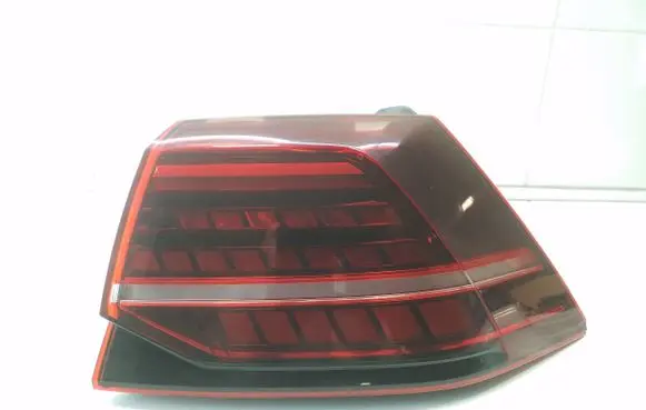 Volkswagen Golf VII Rear/tail lights 5G0945208G