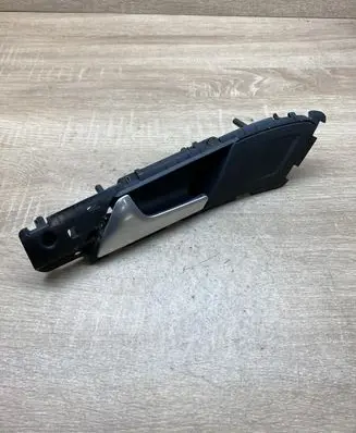 Volkswagen Golf VII Front door interior handle 5G2837113 491046001