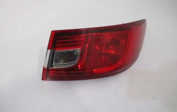 Renault Clio IV Rear/tail lights 265502631R