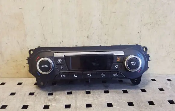 Ford Focus Climate control unit BM5T18C612CG