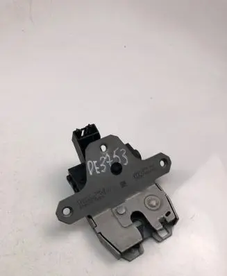 Volvo V40 Tailgate/trunk/boot lock/catch/latch 31440245