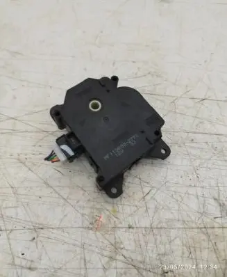 Mitsubishi Colt Air flap motor/actuator MF1138002770