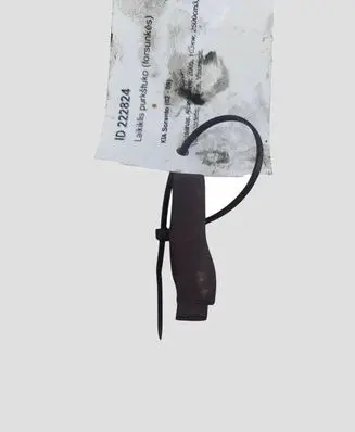 KIA Sorento Fuel Injector clamp holder