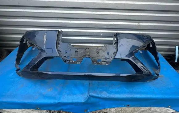 BMW iX Front bumper 7933621