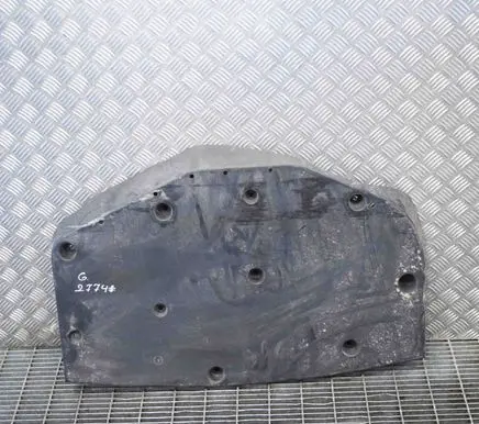 Maserati Ghibli Engine splash shield/under tray 670004358