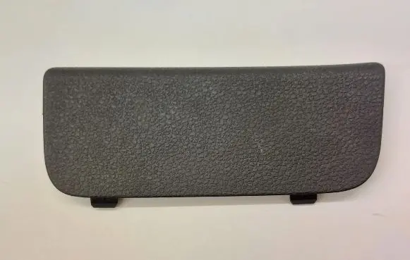 Volkswagen Tiguan Rear light trim 5N0867658