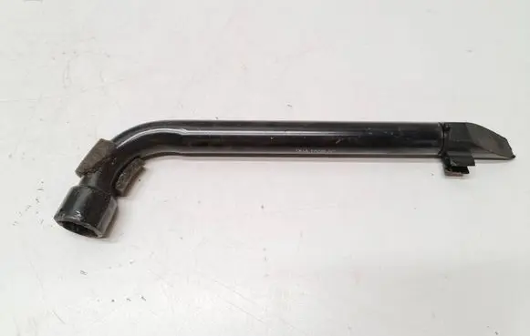 Ford C-MAX I Wheel nut wrench 1X4A17032AC