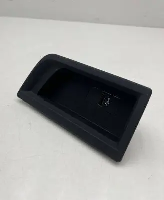BMW 1 F20 F21 USB socket connector 9230248 9207358