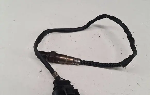 Audi A6 S6 C5 4B Lambda probe sensor