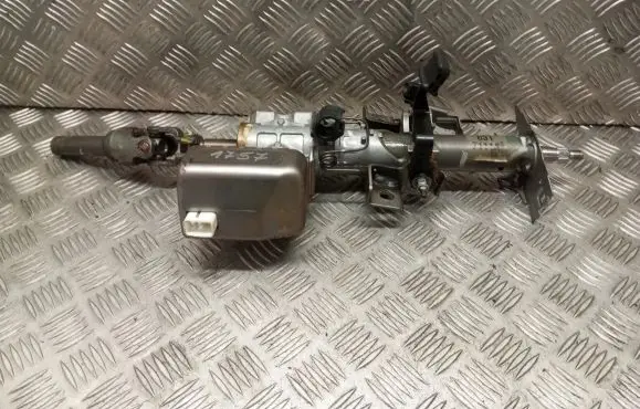 Toyota Corolla Verso AR10 Steering wheel axle