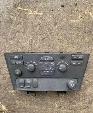 Volvo V70 Climate control unit