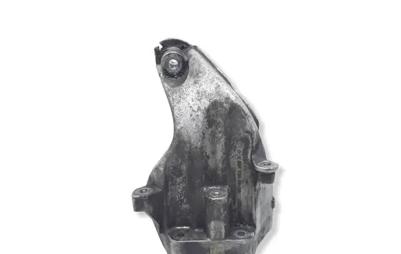 Mercedes-Benz E W211 Engine mounting bracket A6512230004