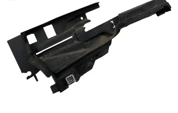 Ford Focus Other engine bay part BM51A02476AE