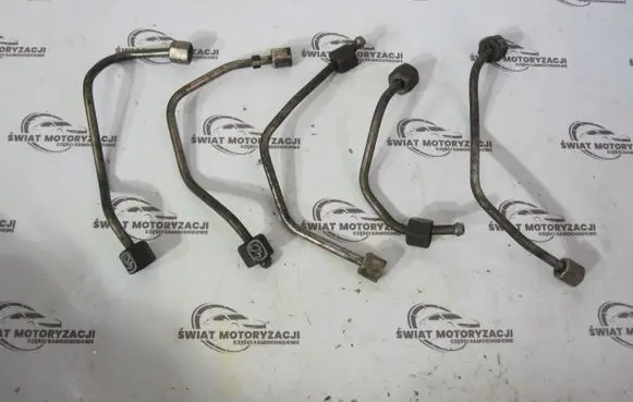 Volvo V40 Fuel injector supply line/pipe 9802448680