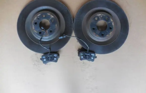 Audi A8 S8 D4 4H Rear brake disc 4H0