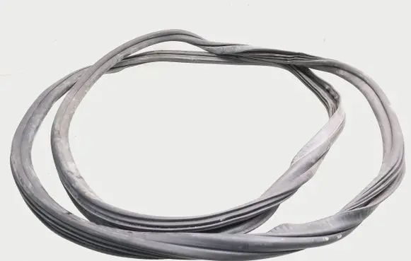 Audi Q5 SQ5 Front door rubber seal 8R0831721D