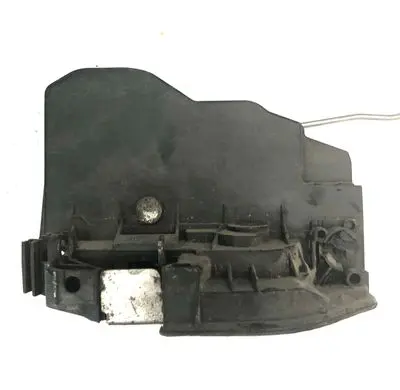 BMW X3 E83 Front door lock 7167073